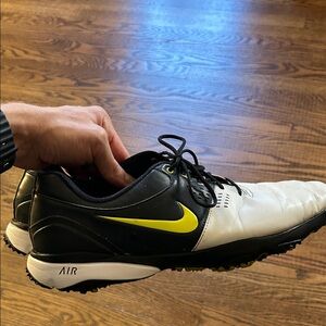 Nike Men's Black and White Golf Shoes with Yellow Accents - sz12